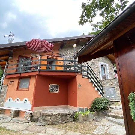 La Casa Dei Nonni Con Spa Privata Su Richiesta Villa Pont Canavese ภายนอก รูปภาพ