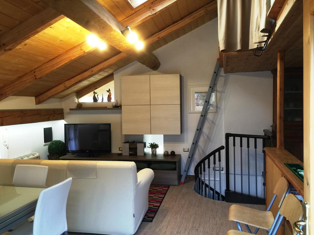 La Casa Dei Nonni Con Spa Privata Su Richiesta Villa Pont Canavese ภายนอก รูปภาพ