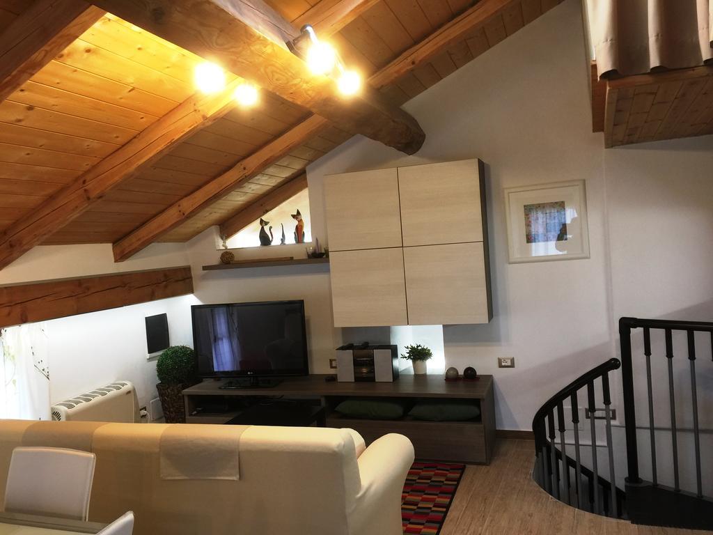 La Casa Dei Nonni Con Spa Privata Su Richiesta Villa Pont Canavese ภายนอก รูปภาพ